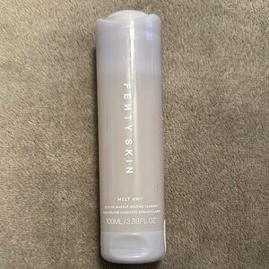 Fenty Skin MELT AWF JELLY OIL MAKEUP-MELTING CLEANSER